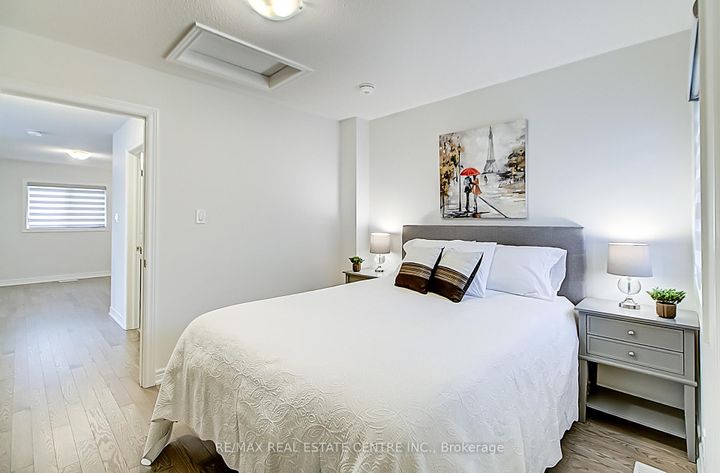 Photo 22 at 4 Clermiston Crescent, Wellington, Brampton