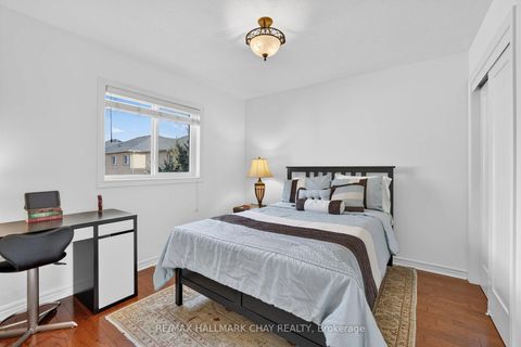 Photo 27 at 110 Birkshire Drive, Bayview Wellington, Aurora