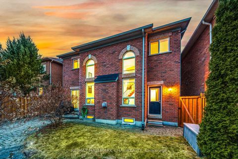 Photo 39 at 110 Birkshire Drive, Bayview Wellington, Aurora