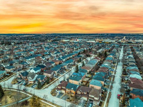 Photo 42 at 110 Birkshire Drive, Bayview Wellington, Aurora