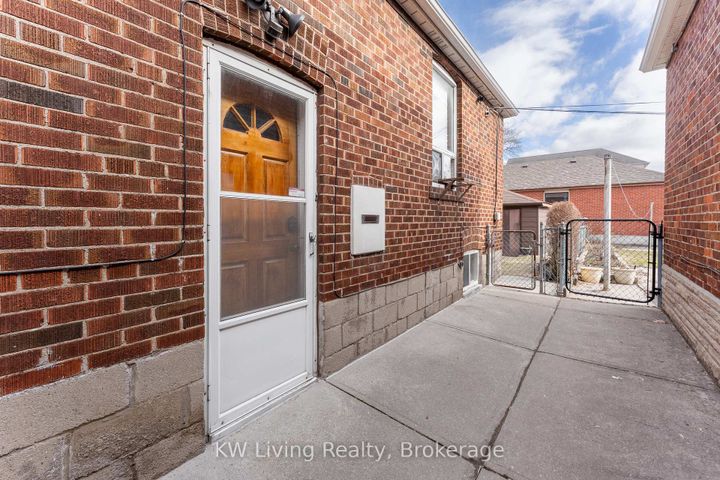 Photo 4 at 5 Plains Road, East York, Toronto