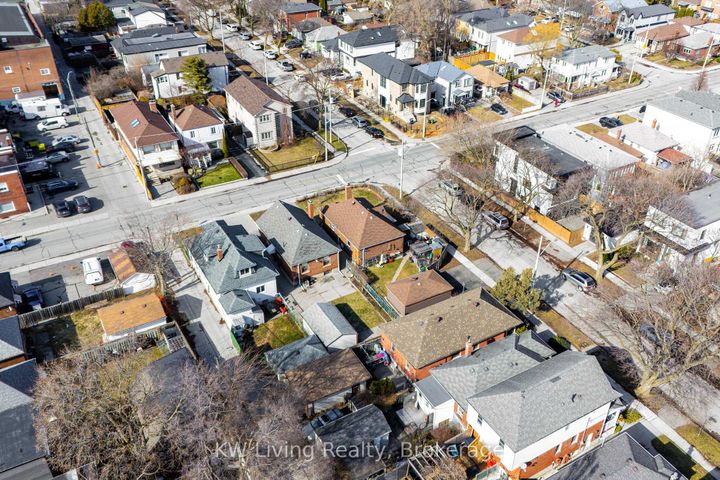 Photo 43 at 5 Plains Road, East York, Toronto