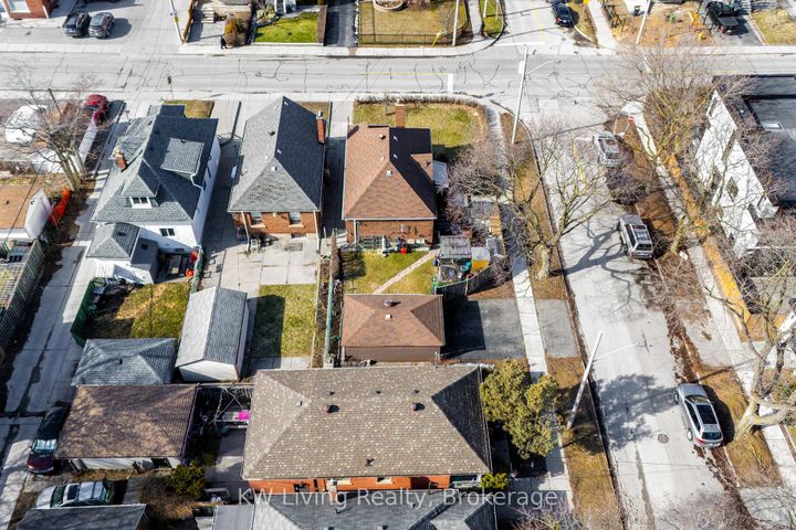 Photo 44 at 5 Plains Road, East York, Toronto