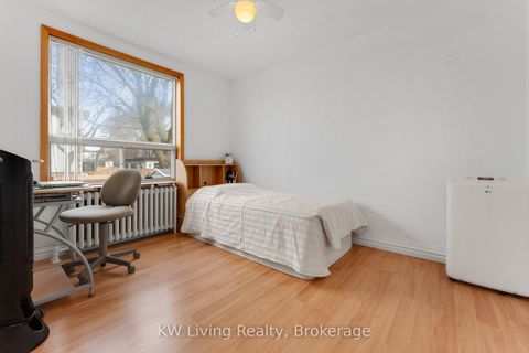 Photo 6 at 5 Plains Road, East York, Toronto