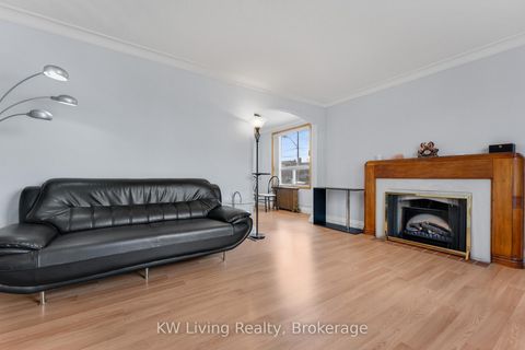 Photo 15 at 5 Plains Road, East York, Toronto