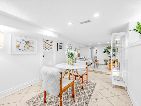 Photo 12 at 75 Henrietta Street, Smythe, Toronto