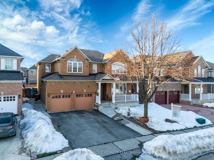 Photo 2 at 28 Latania Boulevard, Vales of Castlemore, Brampton