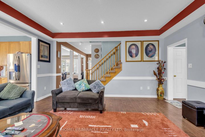 Photo 13 at 28 Latania Boulevard, Vales of Castlemore, Brampton