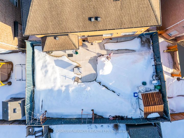 Photo 48 at 28 Latania Boulevard, Vales of Castlemore, Brampton