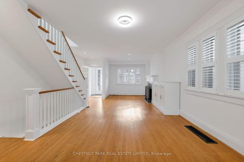 Photo 4 at 126 Browning Avenue, Danforth, Toronto