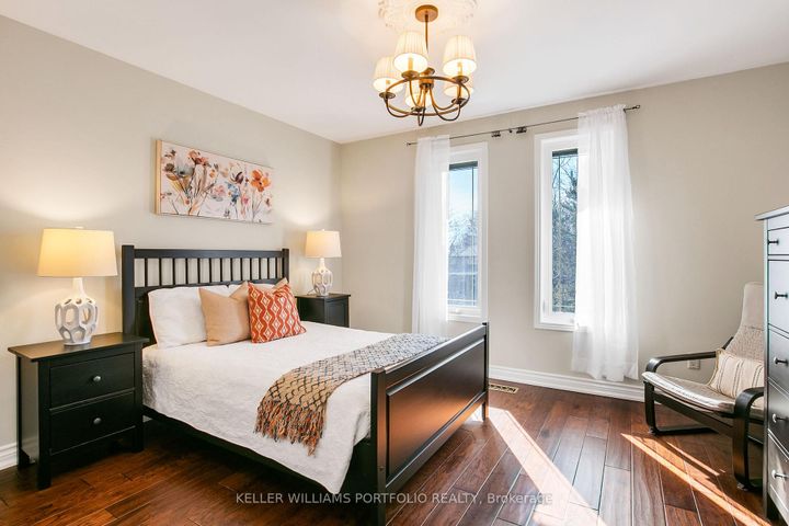 Photo 24 at 4 Neiltree Court, Markland Wood, Toronto