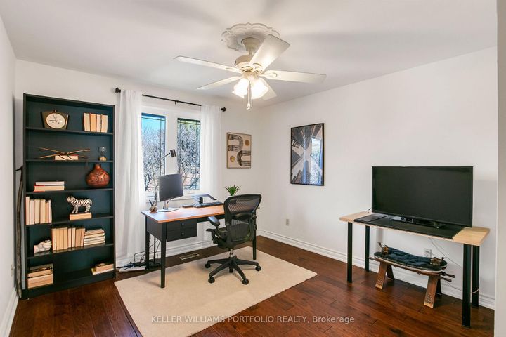 Photo 45 at 4 Neiltree Court, Markland Wood, Toronto