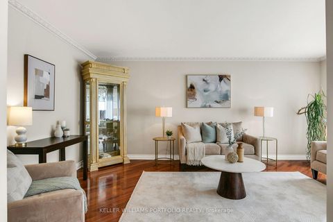 Photo 4 at 4 Neiltree Court, Markland Wood, Toronto