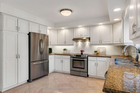 Photo 8 at 4 Neiltree Court, Markland Wood, Toronto