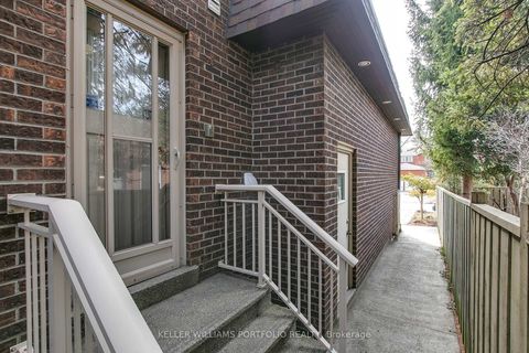 Photo 41 at 4 Neiltree Court, Markland Wood, Toronto