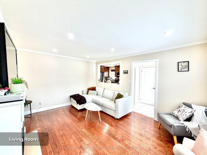 Photo 8 at 67 Highland Avenue, Central, Oshawa