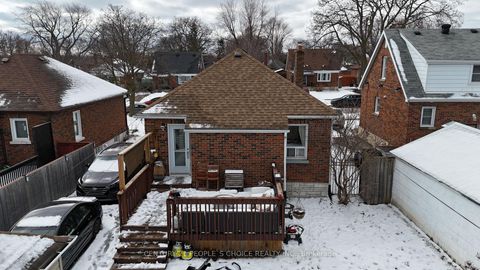 Photo 6 at 67 Highland Avenue, Central, Oshawa
