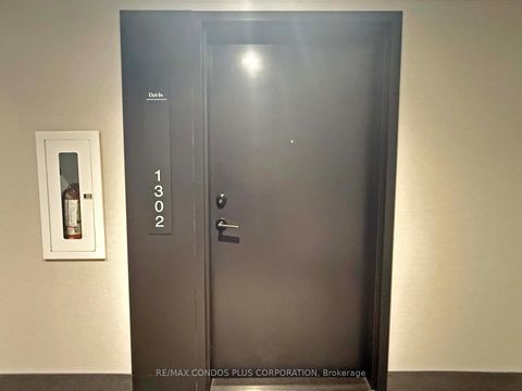 Photo 8 at 1302 - 185 Deerfield Road, Central Newmarket, Newmarket