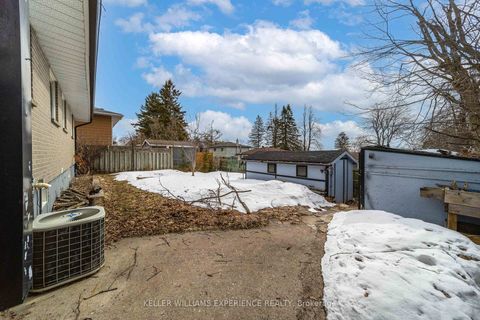 Photo 33 at 91 Cundles Road E, Cundles East, Barrie