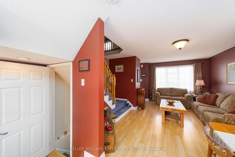 Photo 7 at 48 Basswood Drive, Holly, Barrie