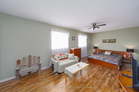 Photo 15 at 48 Basswood Drive, Holly, Barrie