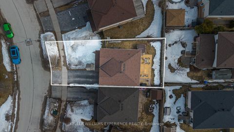 Photo 29 at 48 Basswood Drive, Holly, Barrie