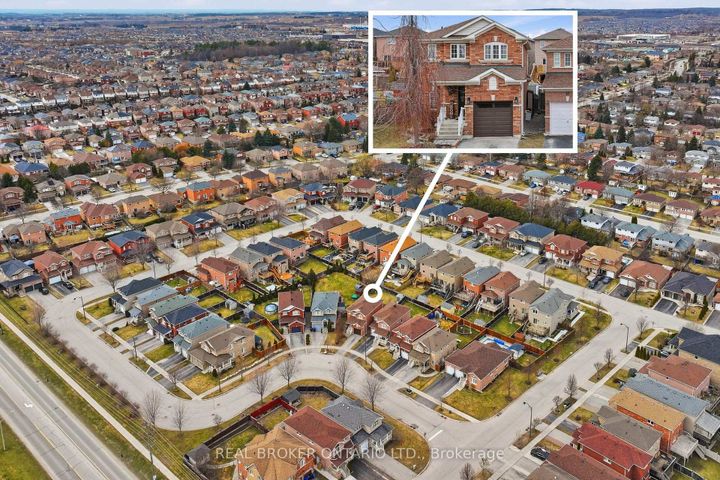 Photo 1 at 55 Christina Crescent, Bradford, Bradford West Gwillimbury