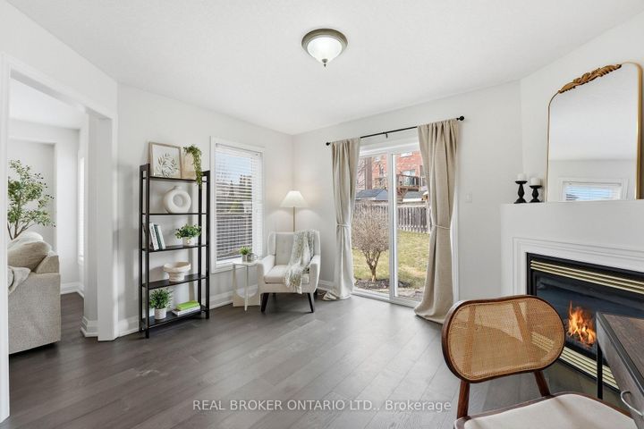 Photo 5 at 55 Christina Crescent, Bradford, Bradford West Gwillimbury