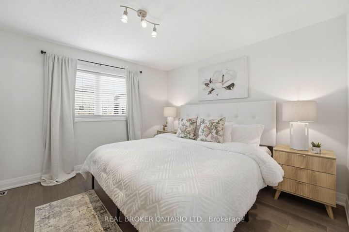 Photo 15 at 55 Christina Crescent, Bradford, Bradford West Gwillimbury