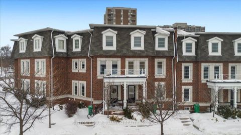 Photo 0 at 2 - 2375 Truscott Drive, Clarkson, Mississauga