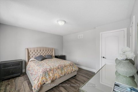 Photo 17 at 2 - 2375 Truscott Drive, Clarkson, Mississauga