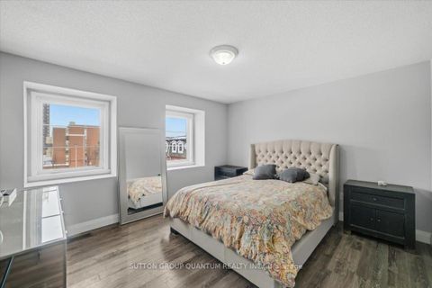 Photo 19 at 2 - 2375 Truscott Drive, Clarkson, Mississauga