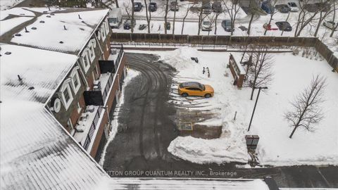 Photo 25 at 2 - 2375 Truscott Drive, Clarkson, Mississauga