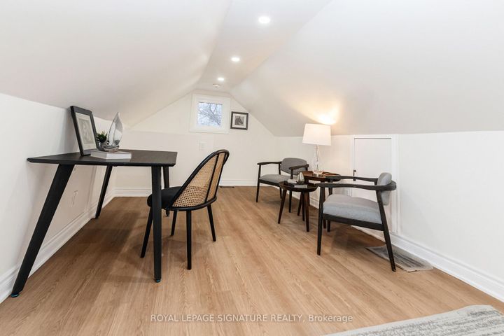 Photo 17 at 377 Adelaide Avenue W, McLaughlin, Oshawa