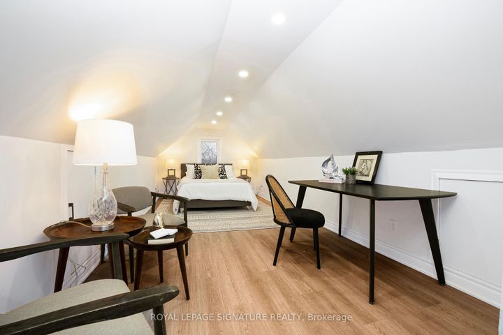 Photo 18 at 377 Adelaide Avenue W, McLaughlin, Oshawa