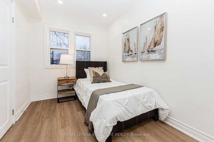 Photo 21 at 377 Adelaide Avenue W, McLaughlin, Oshawa