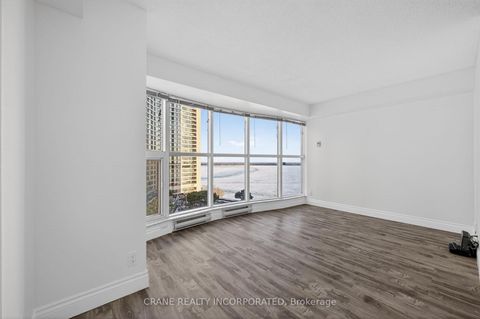 Photo 2 at 1605 - 77 Harbour Square, Waterfront Communities C1, Toronto