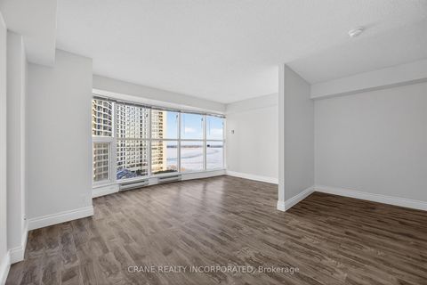 Photo 4 at 1605 - 77 Harbour Square, Waterfront Communities C1, Toronto
