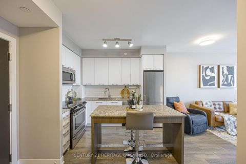 Photo 7 at 620 - 9471 Yonge Street, Observatory, Richmond Hill