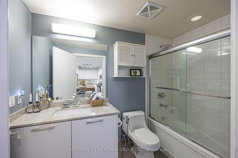 Photo 22 at 620 - 9471 Yonge Street, Observatory, Richmond Hill