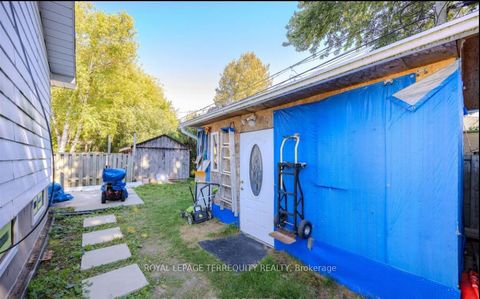 Photo 26 at 25 Bailey Crescent, Aurora Highlands, Aurora