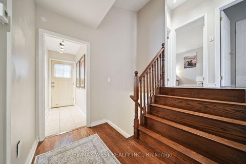 Photo 8 at 2 Lisburn Crescent, Don Valley Village, Toronto