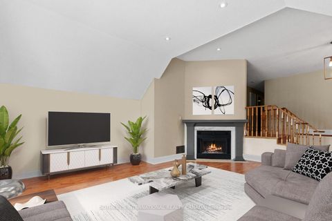 Photo 1 at 388 Brownridge Drive, Brownridge, Vaughan