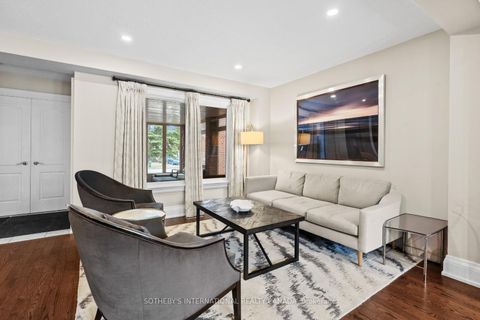 Photo 3 at 388 Brownridge Drive, Brownridge, Vaughan