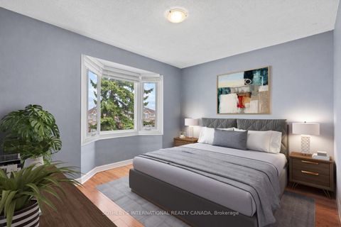 Photo 7 at 388 Brownridge Drive, Brownridge, Vaughan