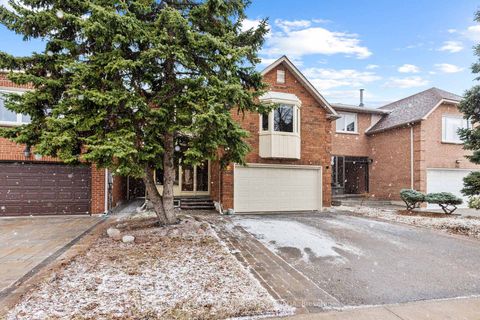 Photo 9 at 388 Brownridge Drive, Brownridge, Vaughan