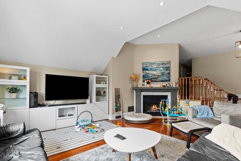 Photo 22 at 388 Brownridge Drive, Brownridge, Vaughan