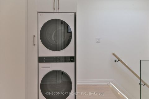 Photo 28 at 192 Waverley Road, The Beaches, Toronto