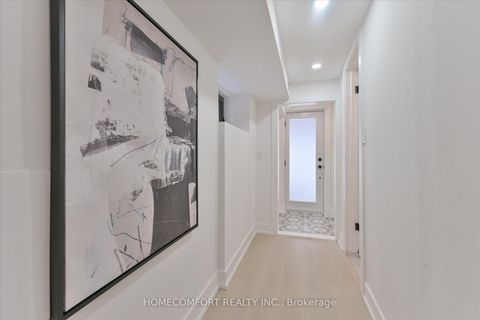 Photo 33 at 192 Waverley Road, The Beaches, Toronto