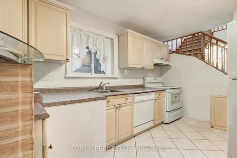 Photo 2 at 14 Flora Drive, Dorset Park, Toronto